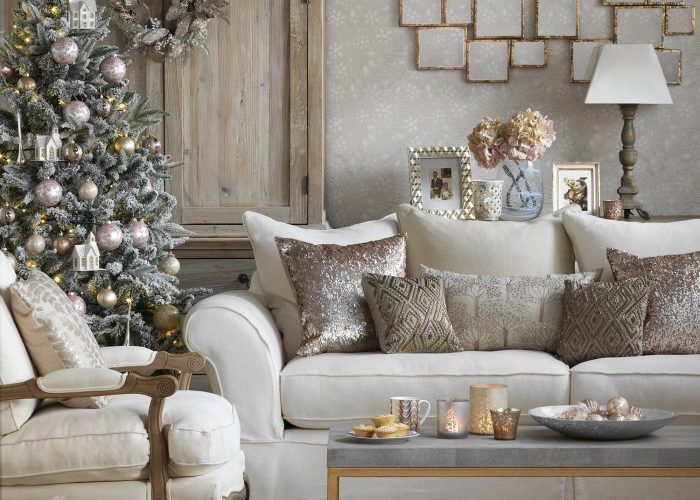 Living Room Christmas Decor Ideas