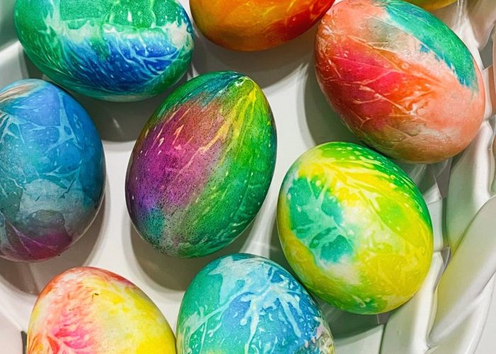 Can U Dye Eggs With Food Coloring?