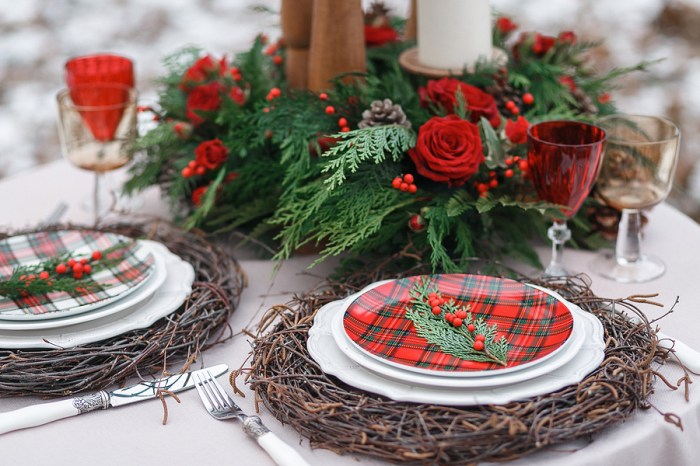 Christmas decor for tables pinterest